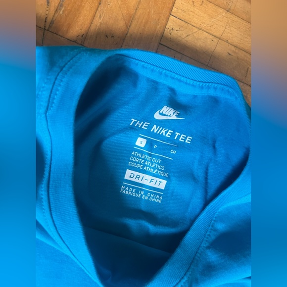 NIKE ACG tee - Picture 4 of 4